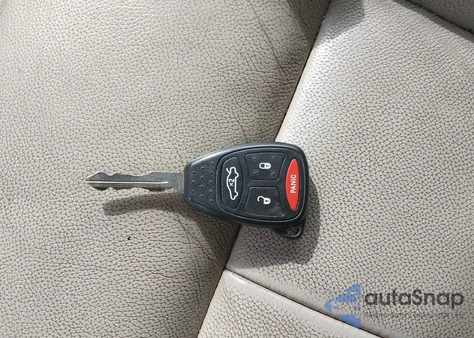 2007 Chrysler 300 Touring из США, поврежденный, VIN 2C3KA53G07H683016